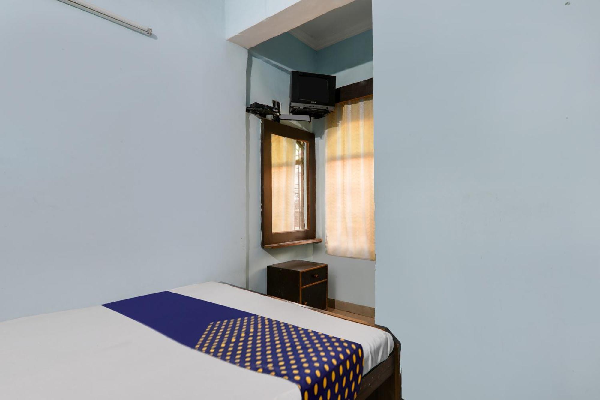 Spot On Satkar Palace Hotel Lucknow